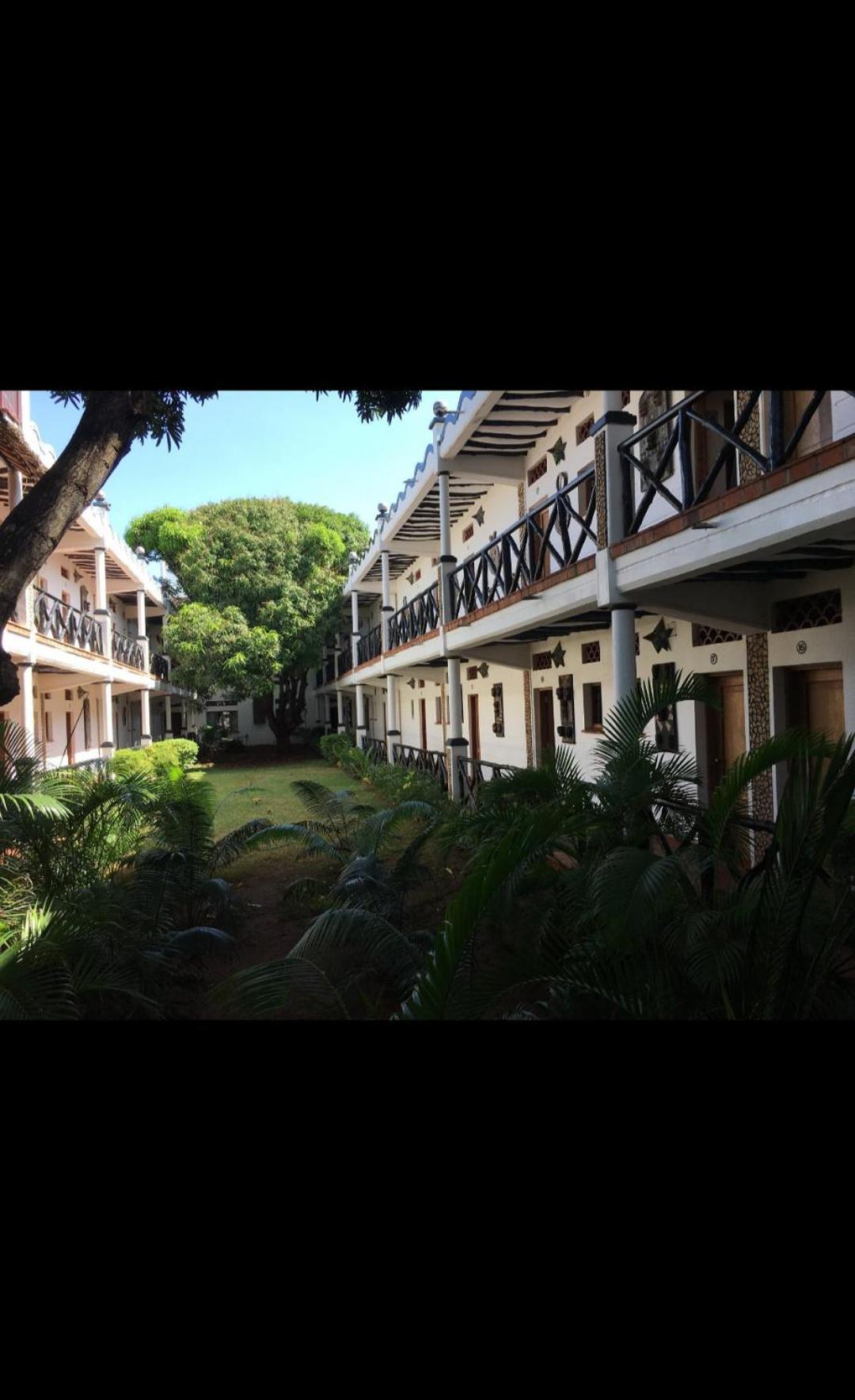 Mangro Hotel Diani Beach Extérieur photo